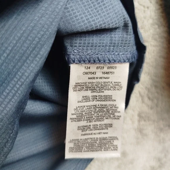 NWT Mountain Hardwear Shirt Mens XL Blue SHADE LITE Snap Front Vented Hiking - Picture 12 of 16